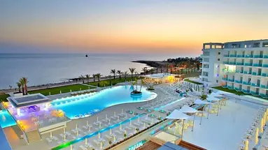 Hotel & Resort King Evelthon Beach