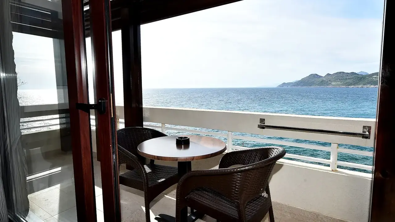 Hotel Resort Wind Rose