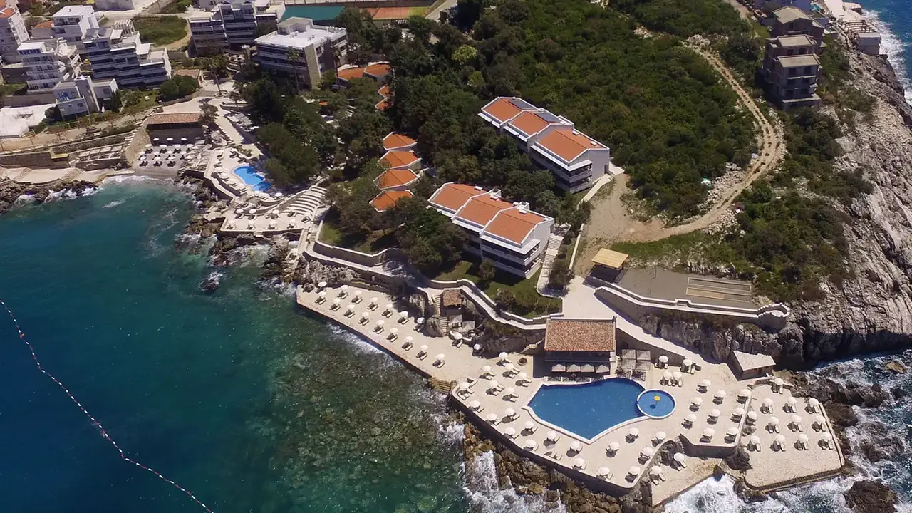 Hotel Resort Wind Rose