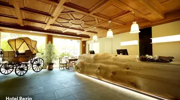 HOTEL REZIA