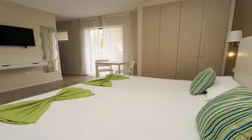 Hotel RF San Borondon