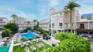 Hotel RF San Borondon