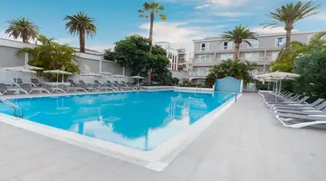 Hotel RF San Borondon