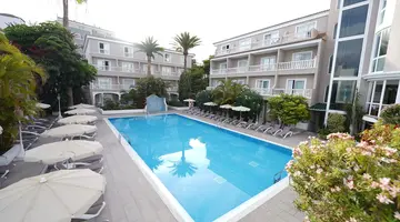 Hotel RF San Borondon