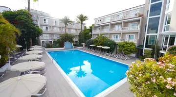 Hotel RF San Borondon