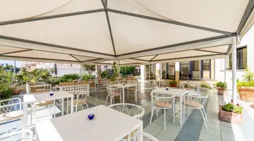 Hotel Rina