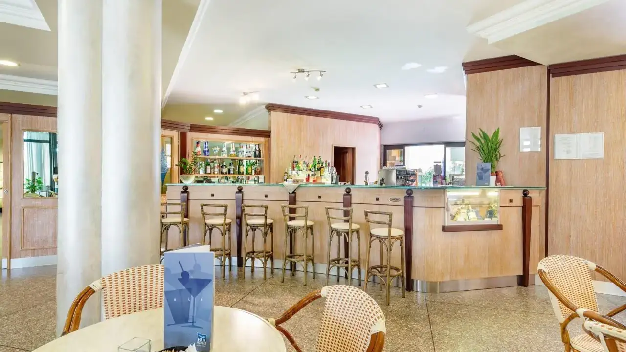 Hotel Rina