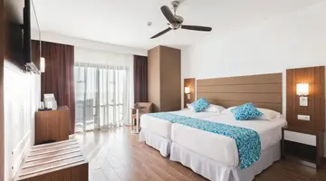 HOTEL RIU BRAVO