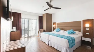 HOTEL RIU BRAVO