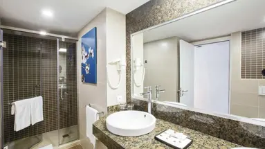 HOTEL RIU BRAVO