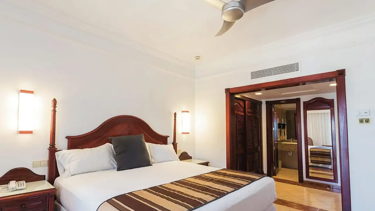 HOTEL RIU NEGRIL