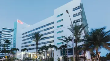 Hotel Riu Plaza Miami Beach