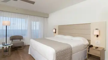 Hotel Riu Plaza Miami Beach
