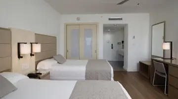 Hotel Riu Plaza Miami Beach