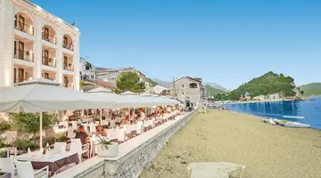 Hotel Riva by Aycon