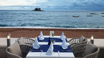 HOTEL RIVA BY AYCON