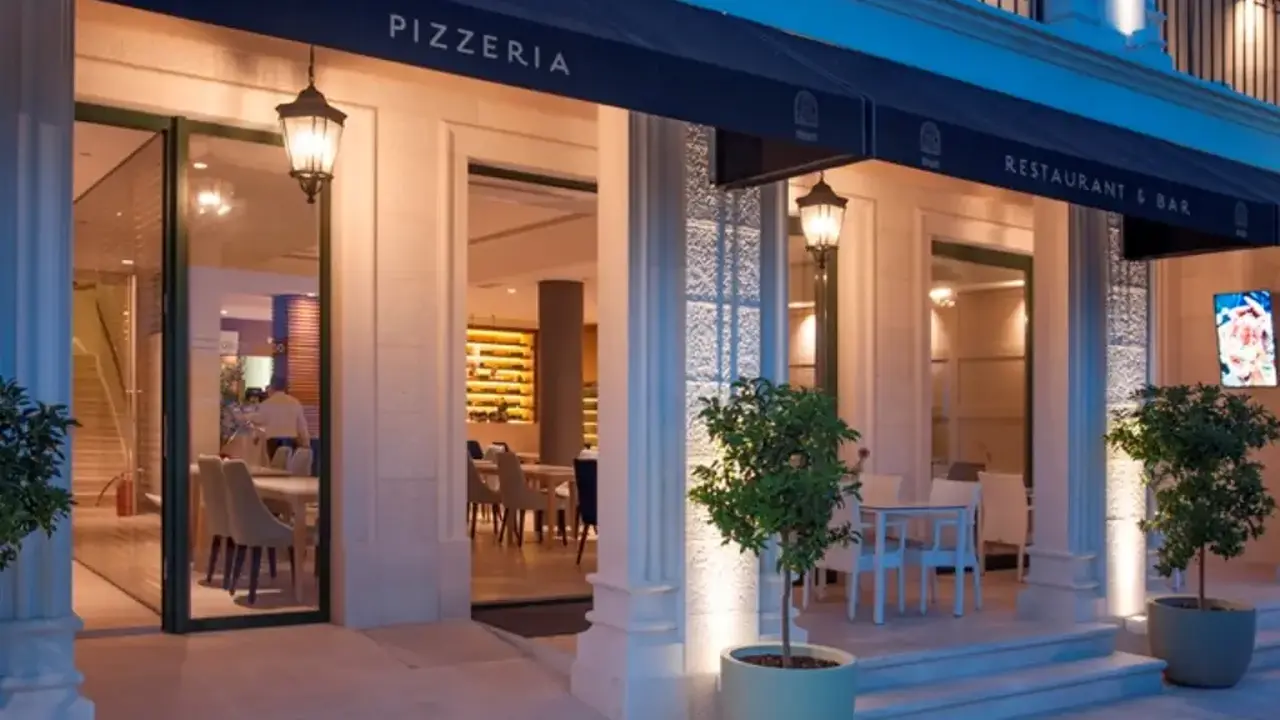 HOTEL RIVA BY AYCON