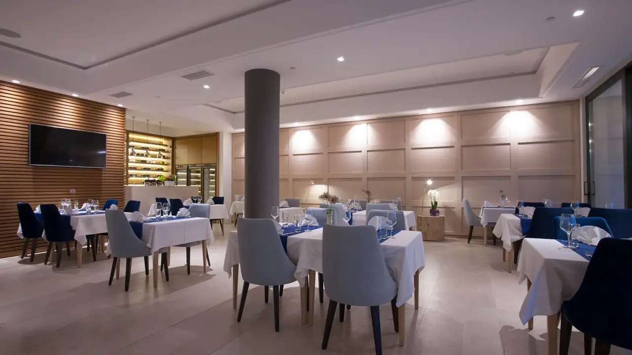 HOTEL RIVA BY AYCON
