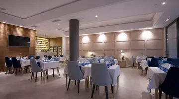 HOTEL RIVA BY AYCON