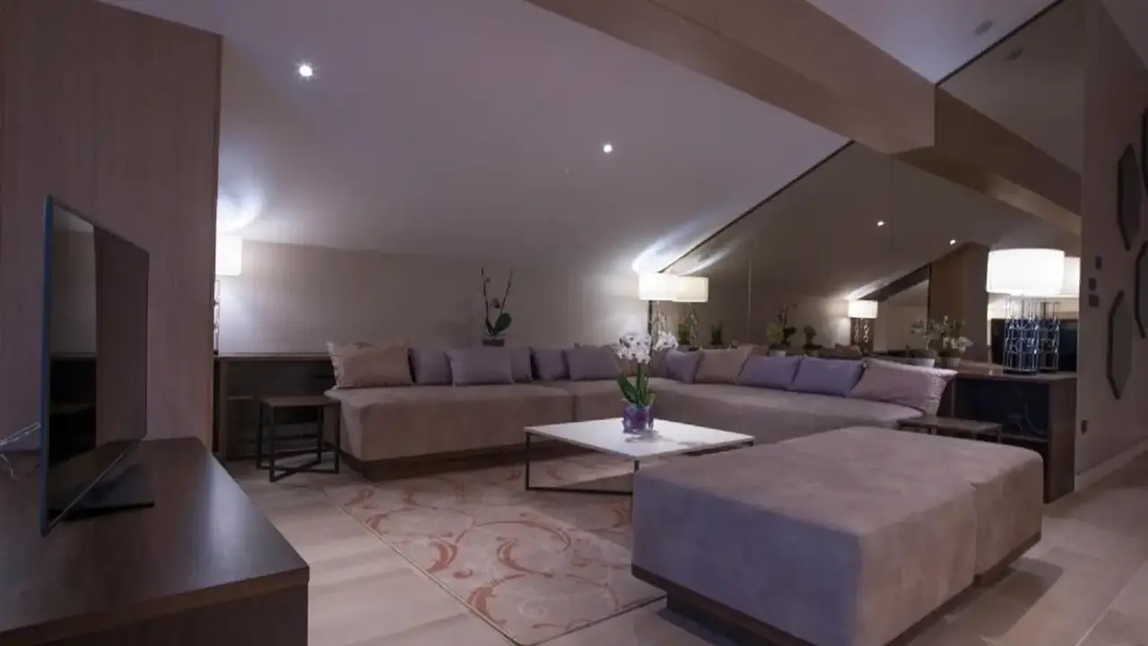 HOTEL RIVA BY AYCON