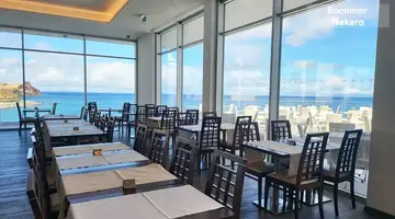Hotel Roca Mar