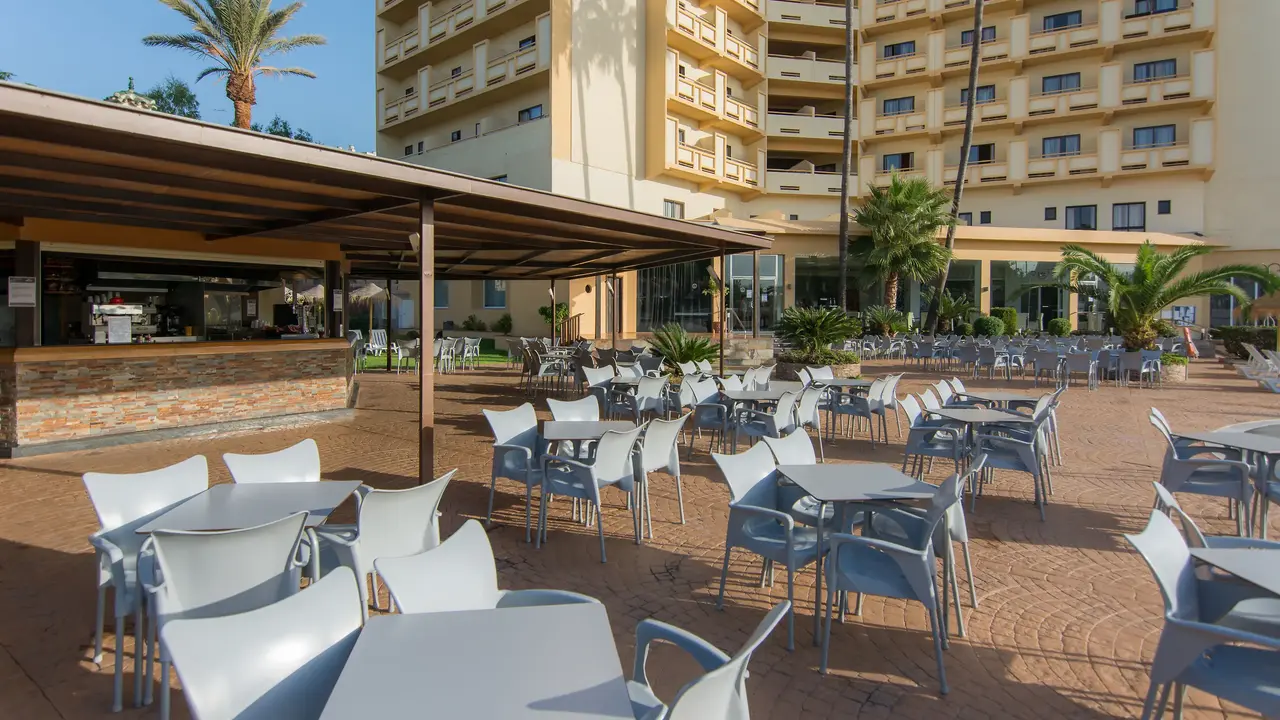 HOTEL ROYAL COSTA