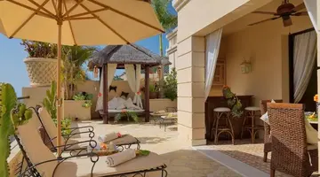 Hotel Royal Garden Villas