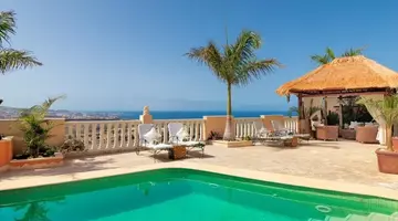 Hotel Royal Garden Villas