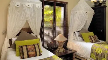 Hotel Royal Garden Villas
