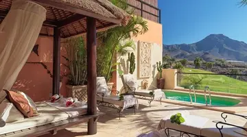 Hotel Royal Garden Villas