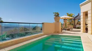 Hotel Royal Garden Villas