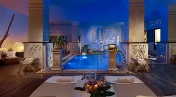 Hotel Royal Garden Villas