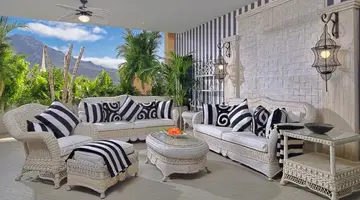 Hotel Royal Garden Villas