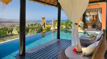 Hotel Royal Garden Villas
