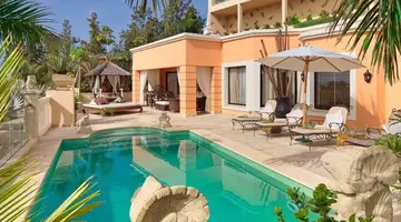 Hotel Royal Garden Villas