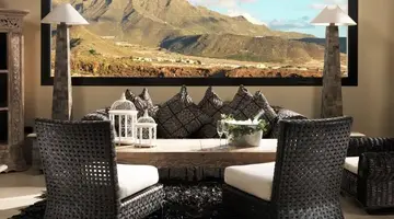 Hotel Royal Garden Villas
