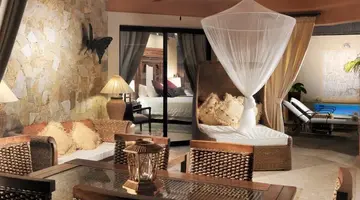 Hotel Royal Garden Villas