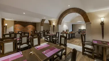 Hotel Salona Palace