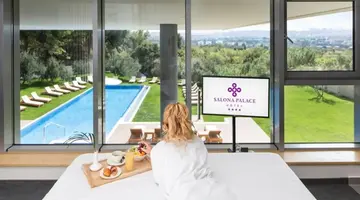 Hotel Salona Palace