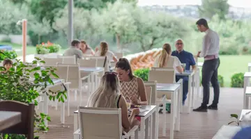 Hotel Salona Palace
