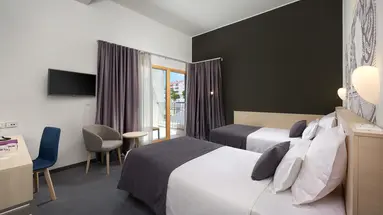 Hotel Salona Palace