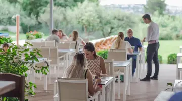 Hotel Salona Palace