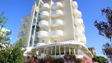 Hotel Salus