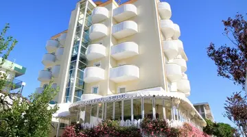 Hotel Salus