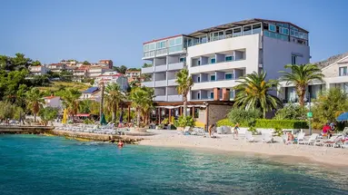 Hotel San Antonio, Podstrana