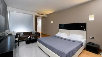 Hotel San Antonio, Podstrana