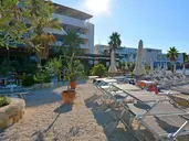 Hotel San Antonio, Podstrana