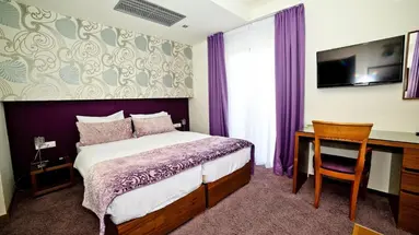 Hotel San Antonio, Podstrana
