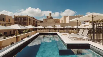 Hotel San Karlu