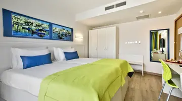 Hotel Santana
